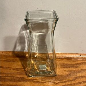 Elegant Clear Glass Vase